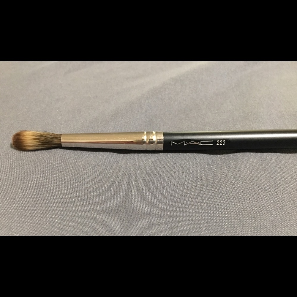 Mac 223 Brush Discontinued Hard to Find